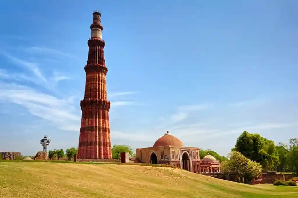 Qutub Minar Towering beauty