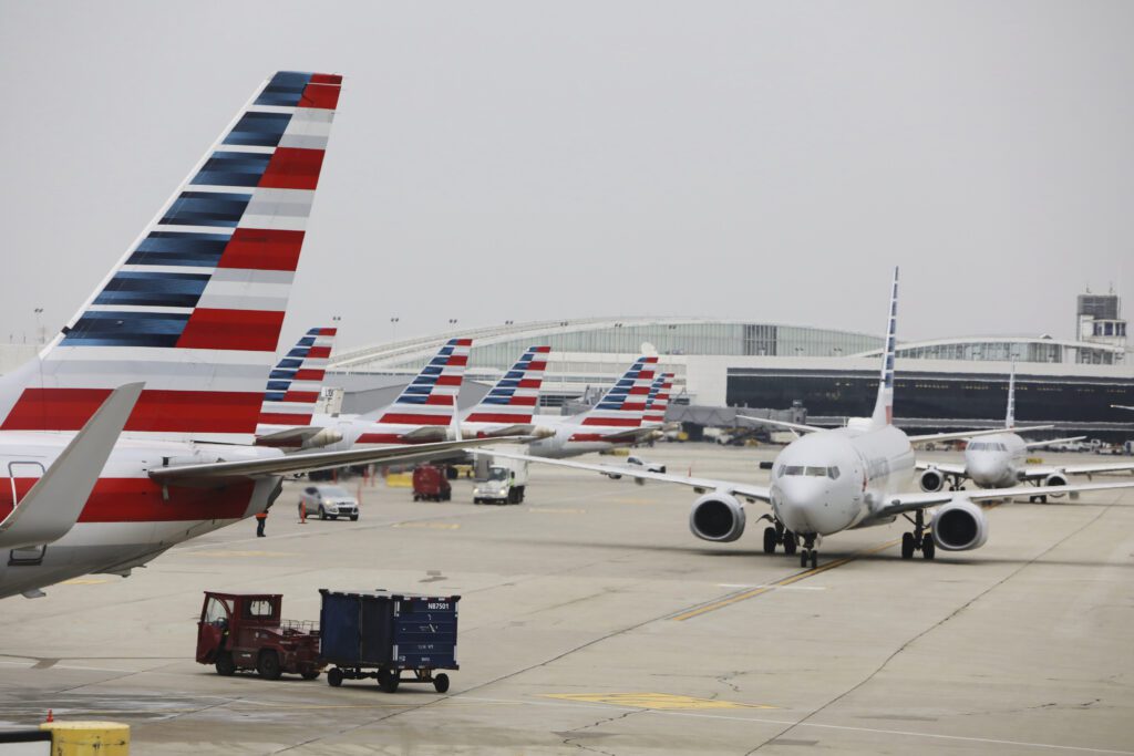 American Airlines Bets on Hydrogen-Electric Engines Despite Limits